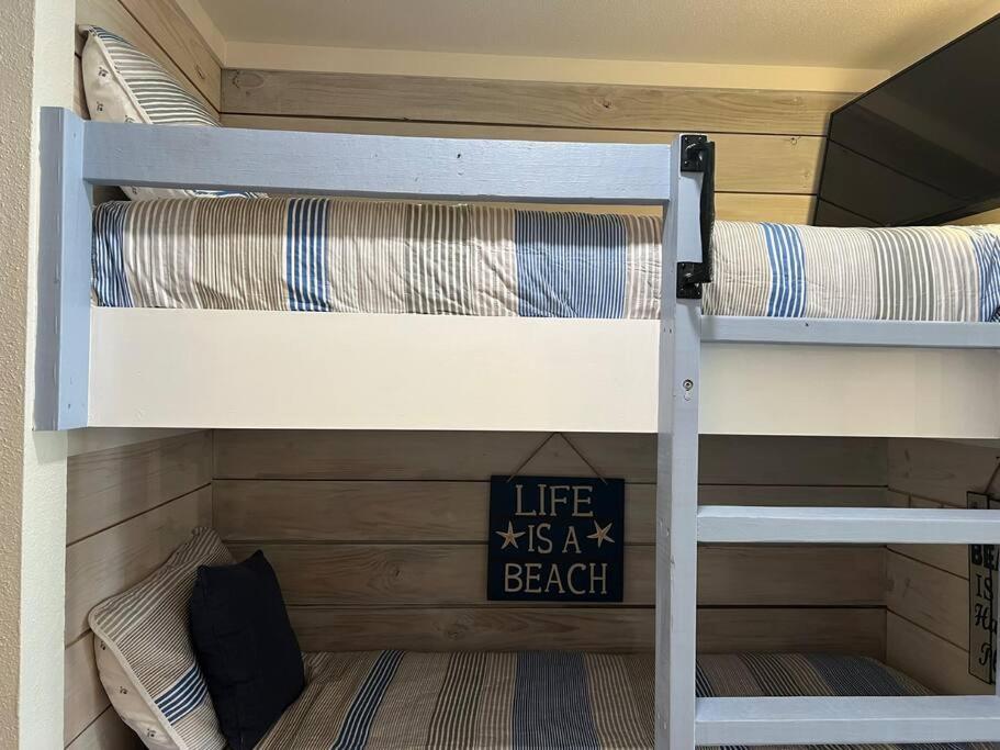 Sea-Renity Heated Pools Steps To The Beach Галвестън Екстериор снимка