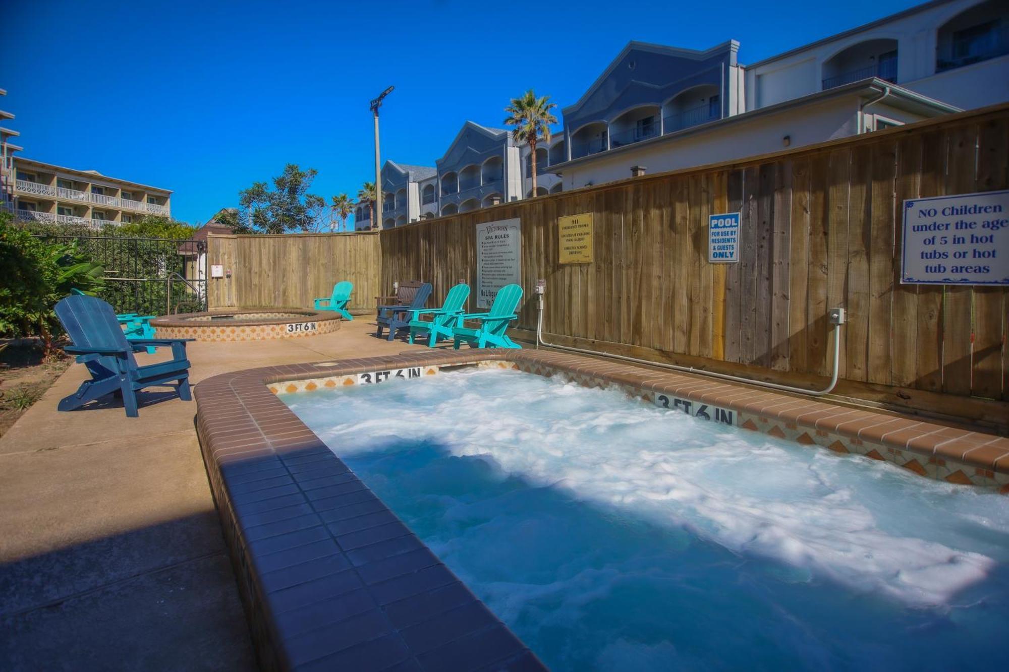 Sea-Renity Heated Pools Steps To The Beach Галвестън Екстериор снимка