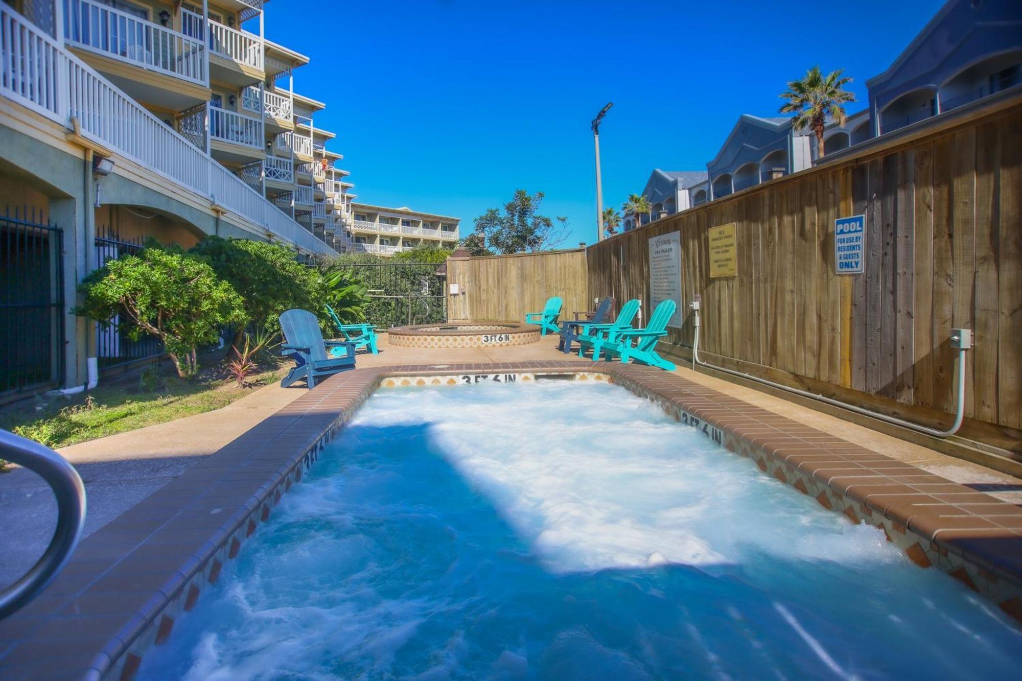 Sea-Renity Heated Pools Steps To The Beach Галвестън Екстериор снимка